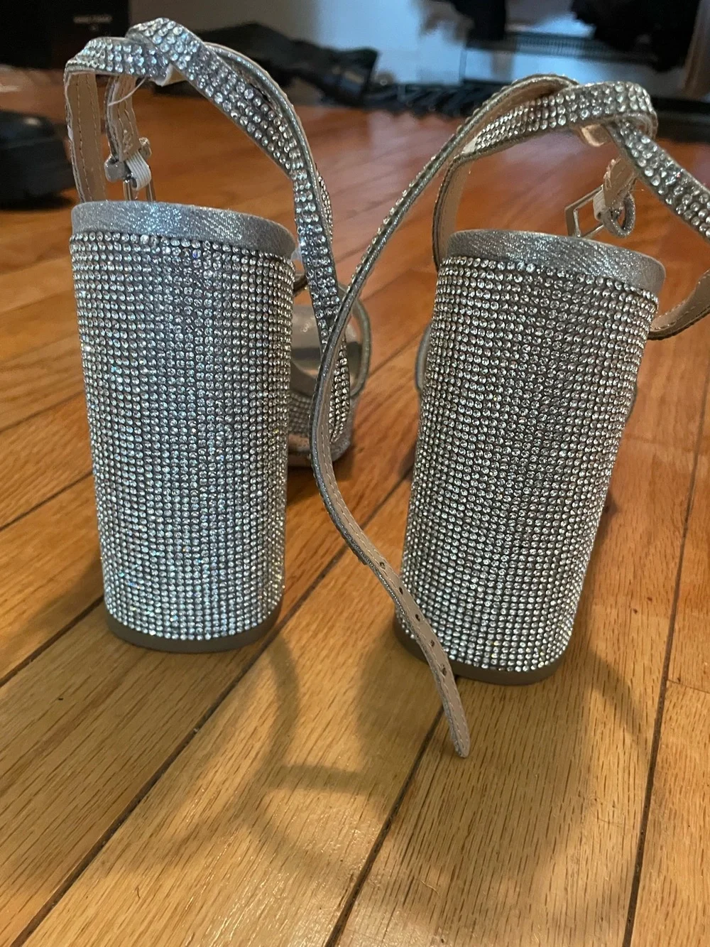 Sz 8 - Steve Madden “Lessa” Silver Rhinestone Platform Block Heel